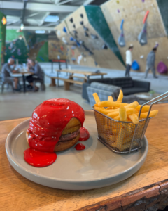 Burger d'Halloween au restaurant du Rempart à Melun